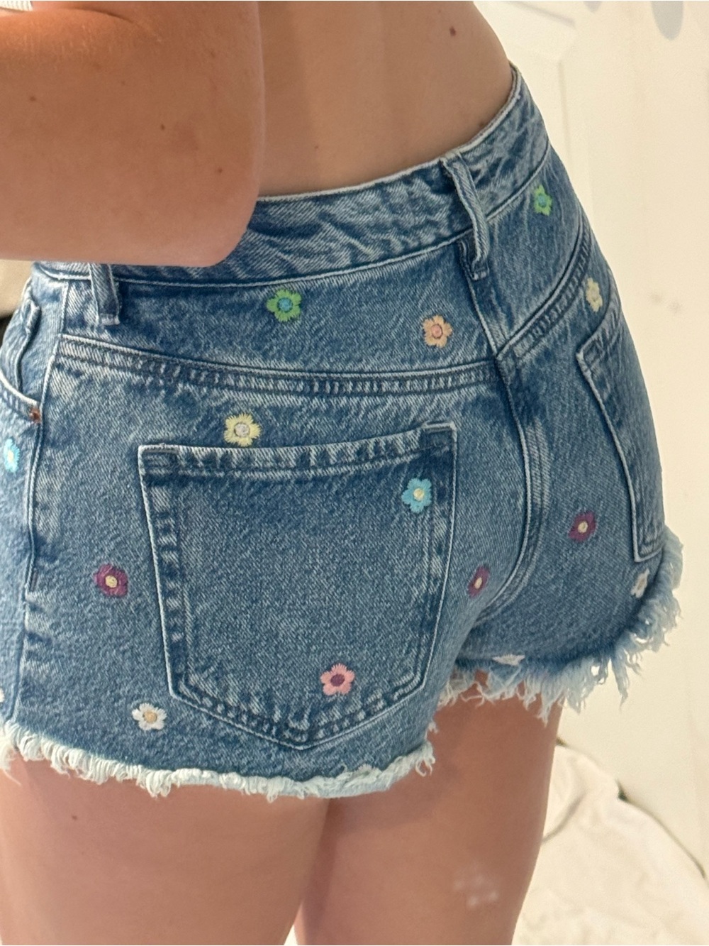 PacSun Embroidered Floral High-Rise Denim Shorts - Blue - Picture 5 of 5